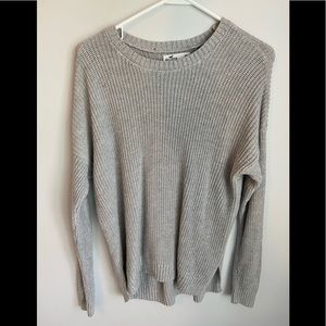grey hollister sweater